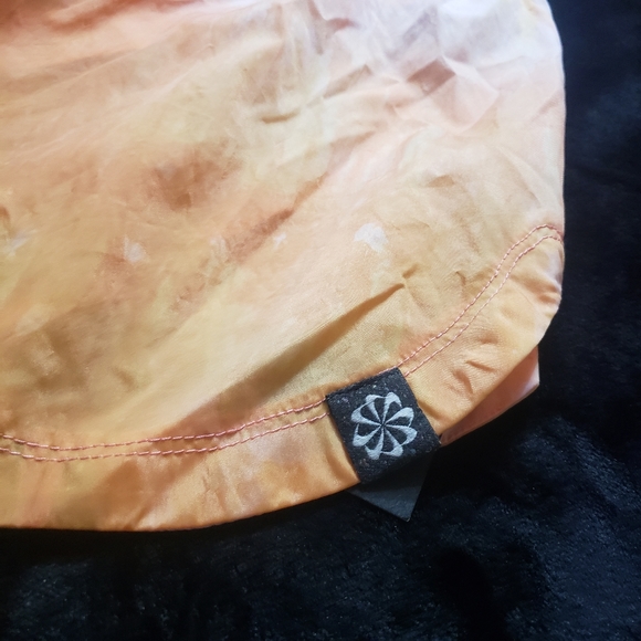 Nike Running Shorts Womens color Pink/Orange  DX1021-611 Size Large - Picture 3 of 8